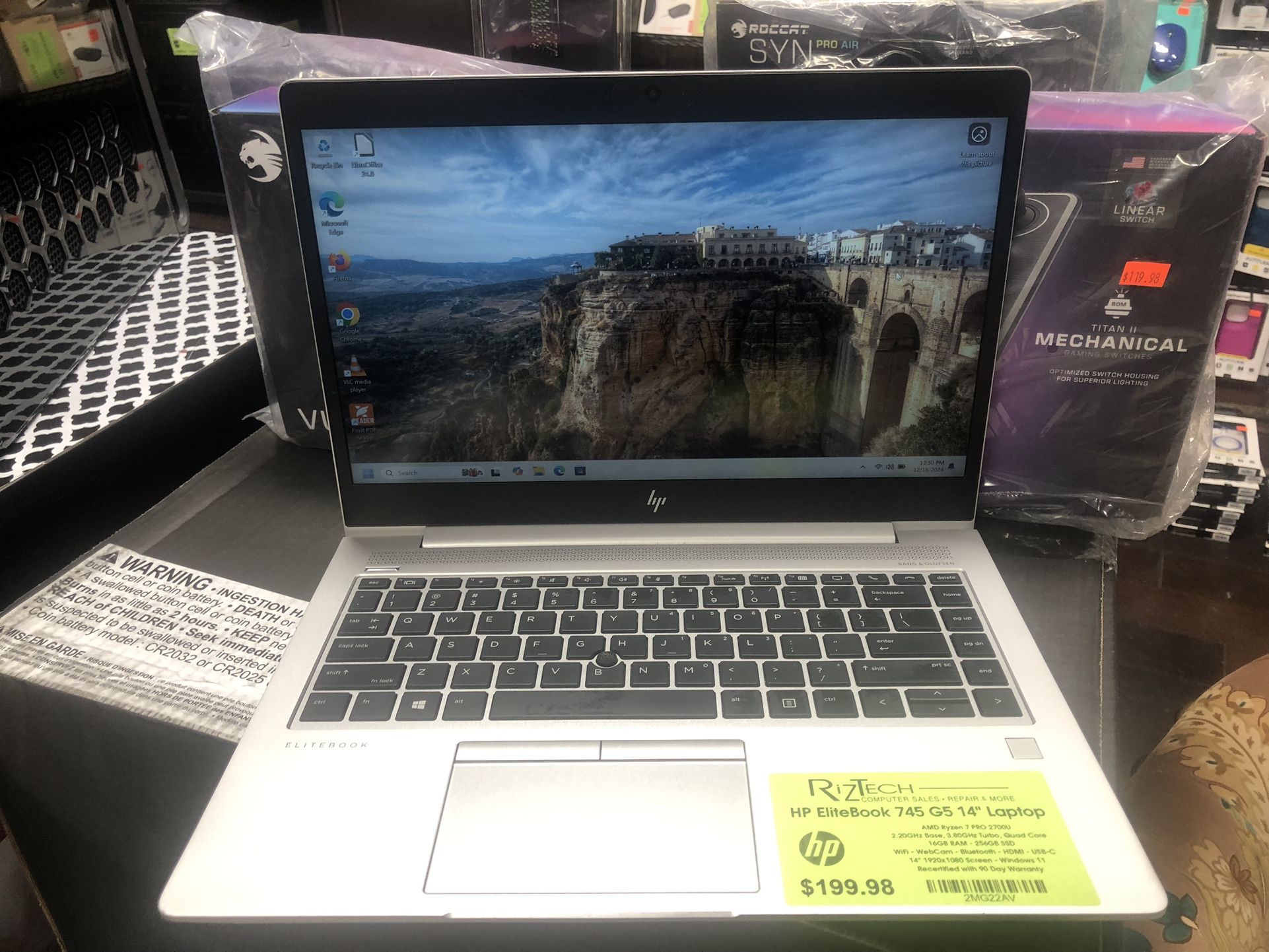 **HP EliteBook 745 G5 14" Laptop**