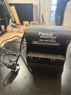 Fraud Fighter UV Counterfeit Bill Detector