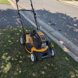 Lawn Mower 18" Cub Cadet