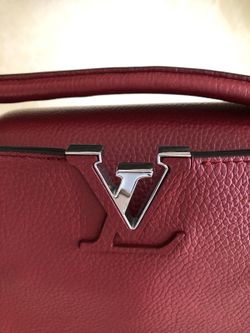 ✨🎁 All Wrapped up in Red for 2025 ~ Louis Vuitton Capucine MM Purse ✨🎁 LV Serial Number TRO153