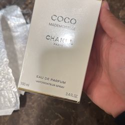 Women’s and Men’s cologne 