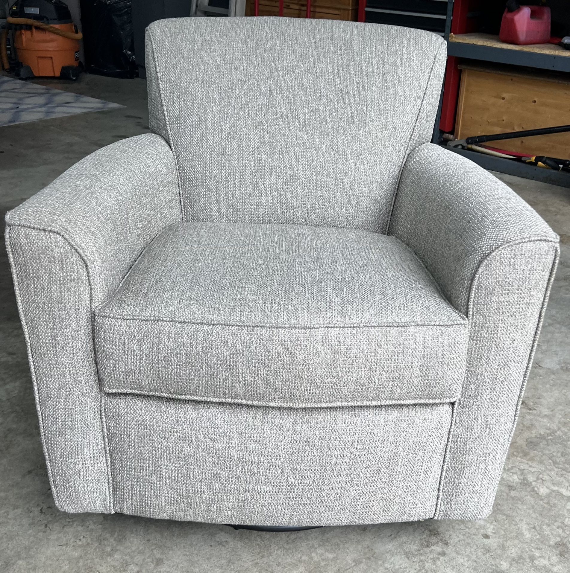 PRICE REDUCED On All! Excellent Condition Furniture. Lots Of Different Items-open Post To See Pics . Just In Time For The Holidays! Non Smoking Home