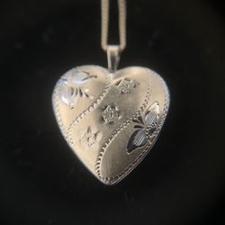 14k Gold Chain And Locket 3.38g