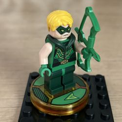 Lego Dimensions Green Arrow Minifig And Stand 