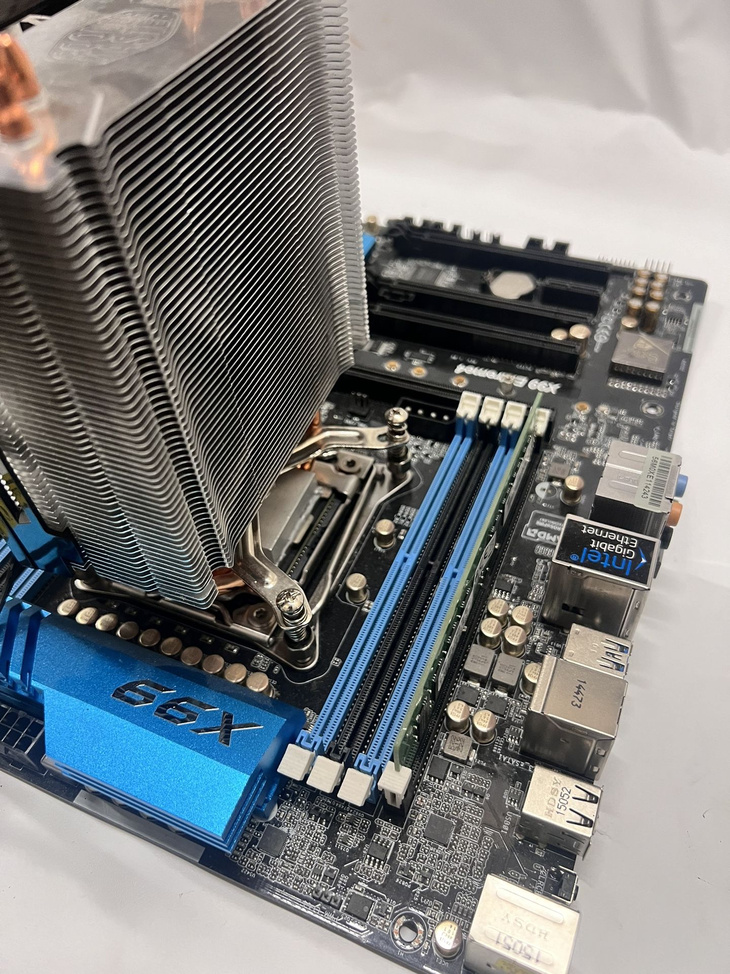 ASROCK X99 Motherboard With Xeon E52680