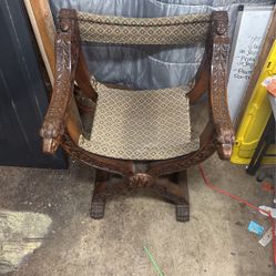 Vintage/Antique Throne Chair Ornately Carved