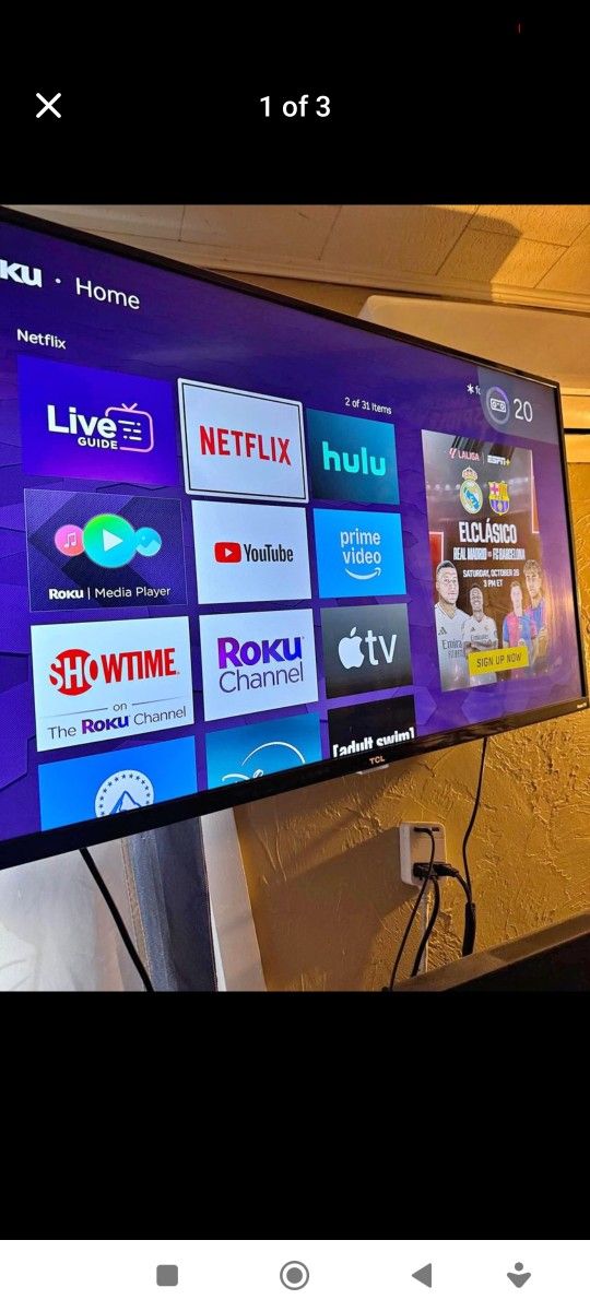 45 Inch ROKU SMART TV WITH REMOTE +Legs