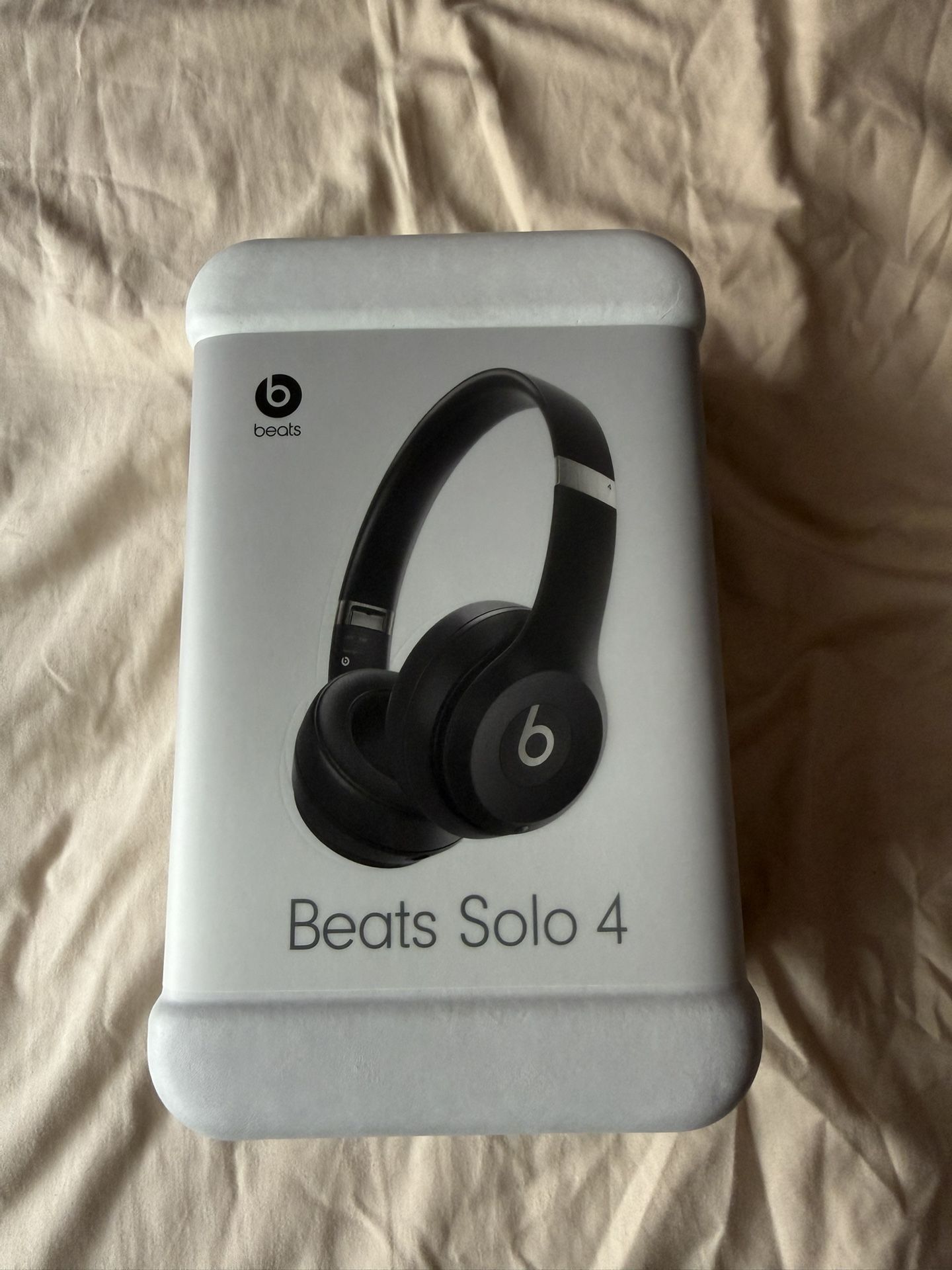 Beats Solo 4