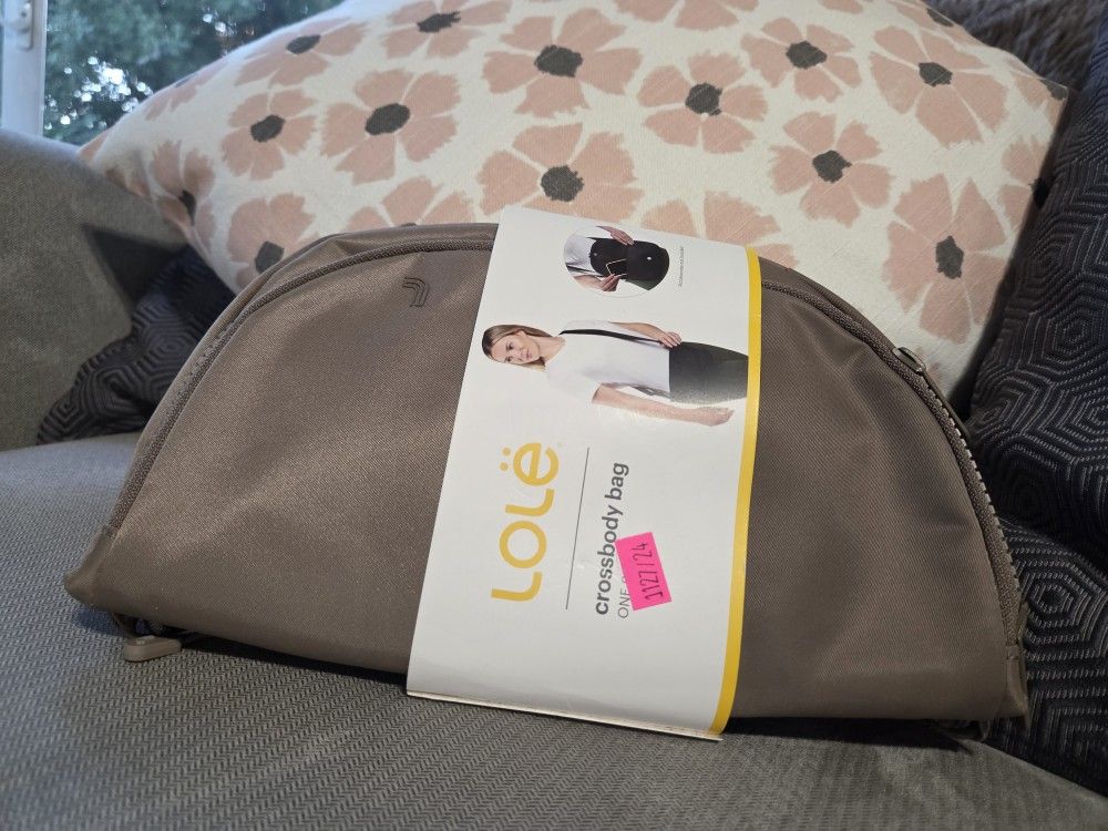 Lole Unisex Belt Bag, One Size, Tan, 3 Mesh Storage Compartments, Key Clip.