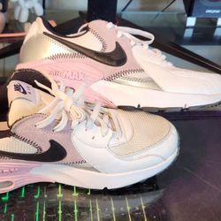 Womens Size 9 Nike Air Max Excee Pink Silver White And Black
