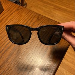 Courtland- Hoop Snake Retro Sunglasses