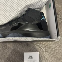 Jordan 11 Gamma Blue