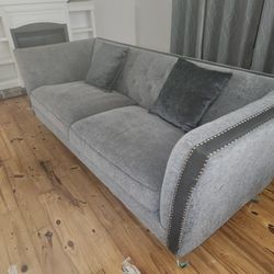 Free Sofa