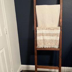 Blanket Ladder 