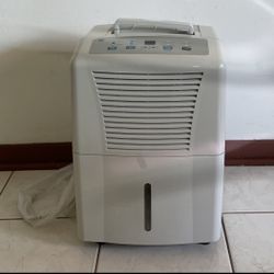 GE Dehumidifier 