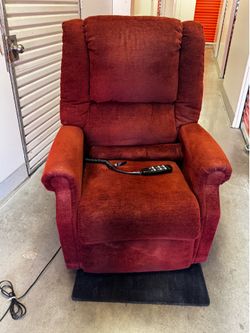Power Lift Recliner for Seniors or Recovery – Works Great