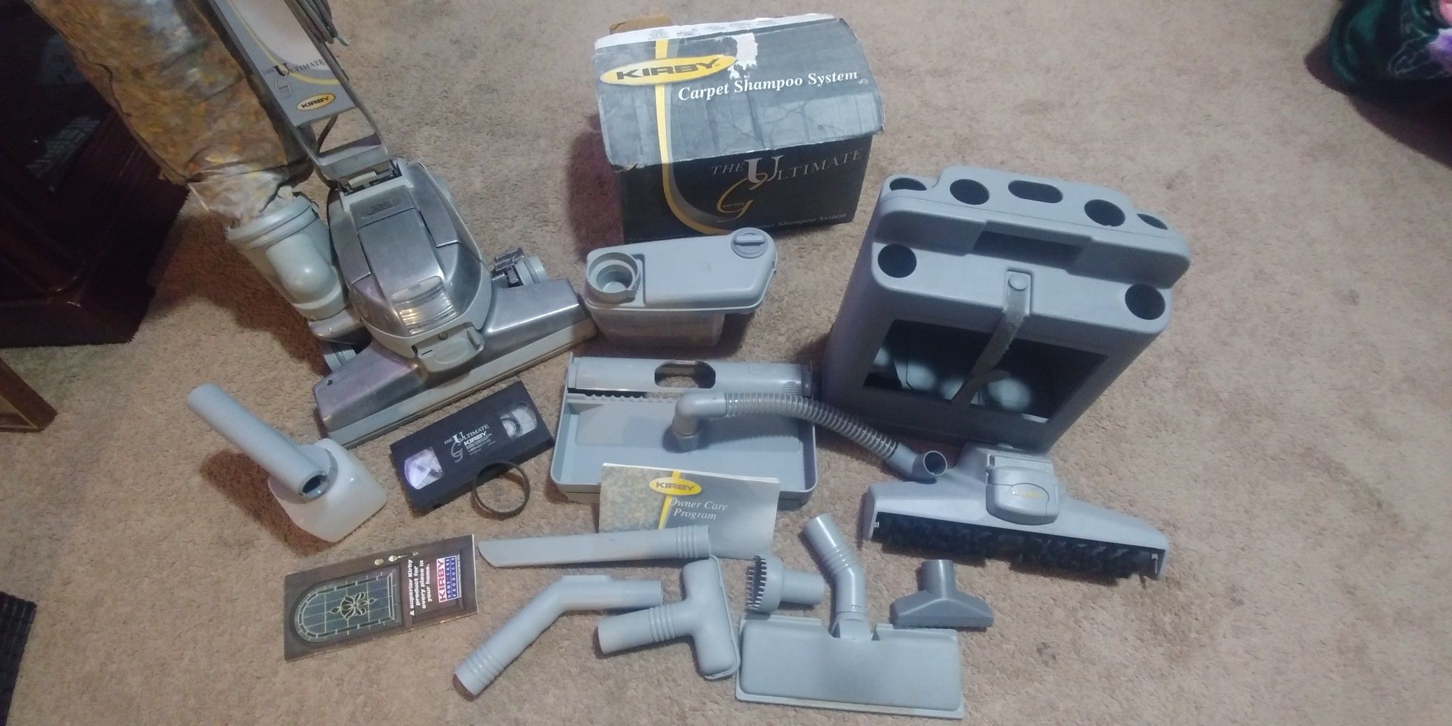 Kirby G7D vacuum