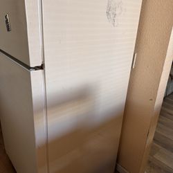 Free Fridge 