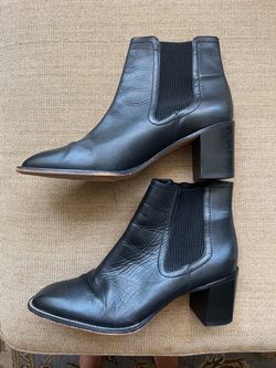 Vince Camuto size 11 boots