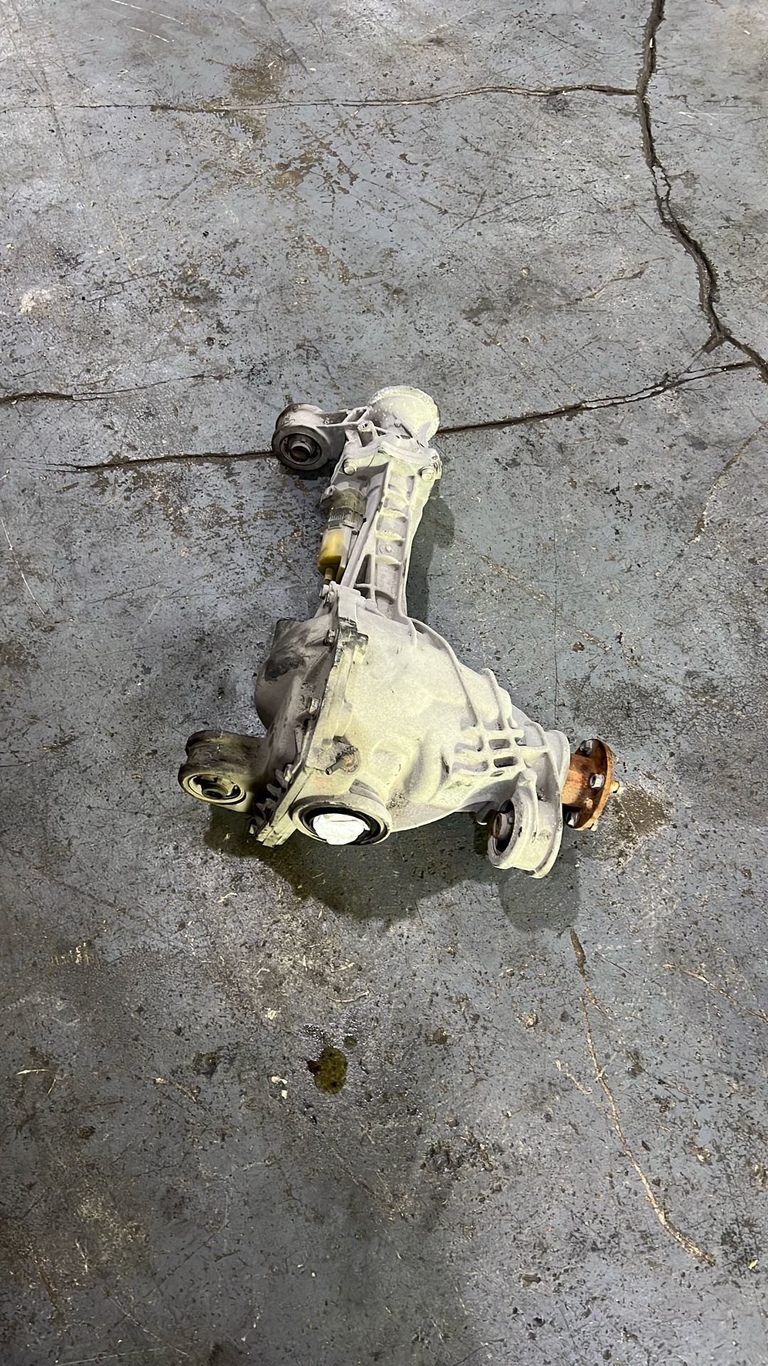 17-19 Nissan Titan 5.6l 4wd Front Carrier Differential 2017 2018 2019