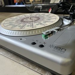 ION USB Turntable “built-in Pre-Amp” + Cartridge/stylus!
