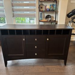 Buffet Table 