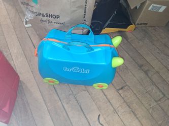Trunkie toddler suitcase