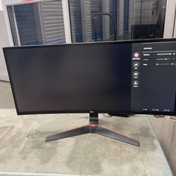 LG 34” Curved FreeSync Monitor 34UC79G-B