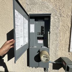 Electrical Panel Upgrade (200amp)