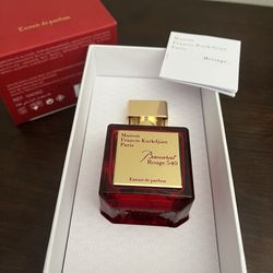 Baccarat rouge cologne