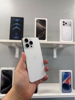 iPhone 16 pro max at&t 256gb