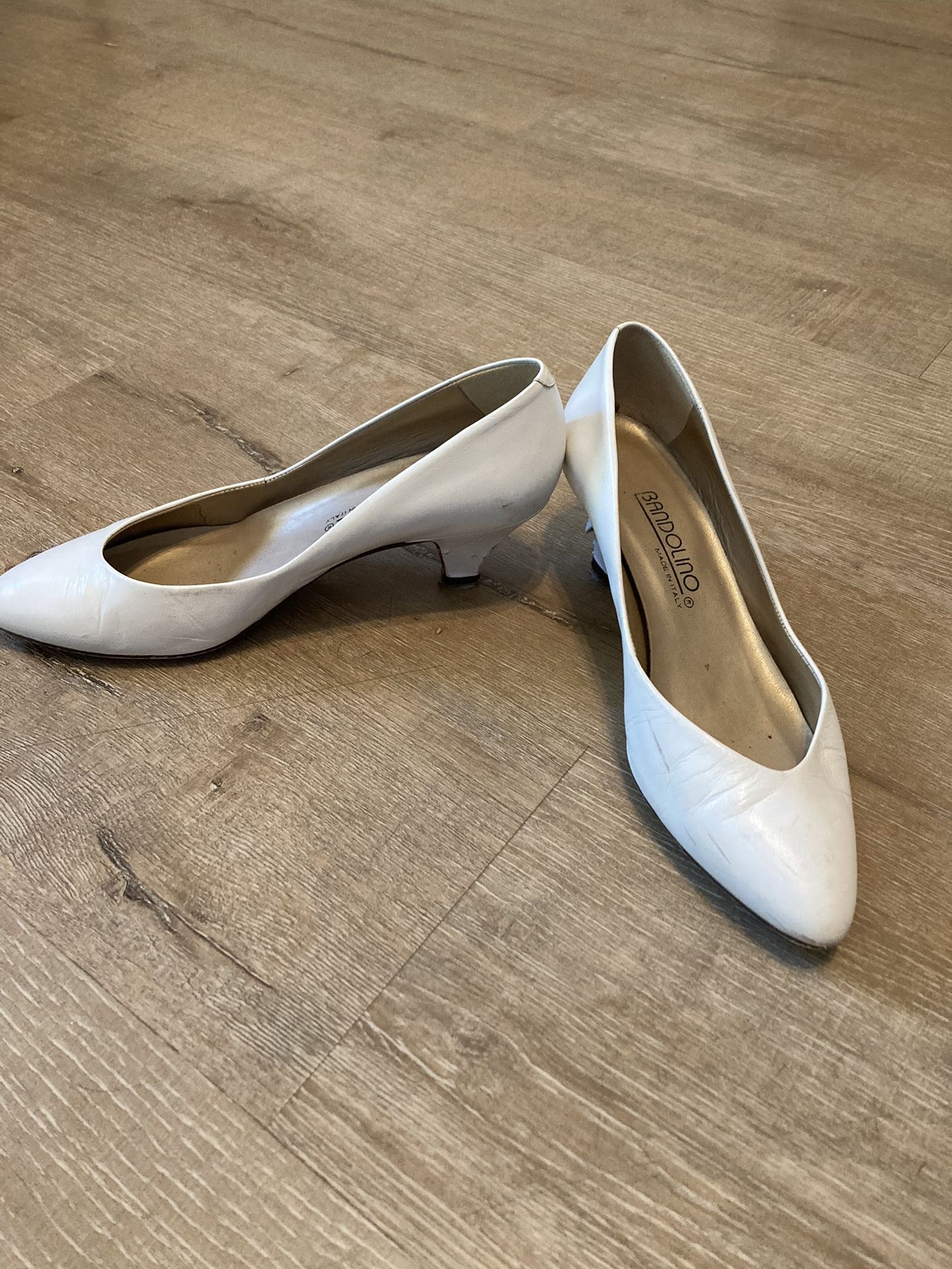 80s White Vintage Heels