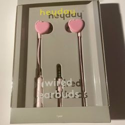 heyday Bright Heart Wired Earbuds New Sealed 3.5 MM Aux Mic Remote Cute Music