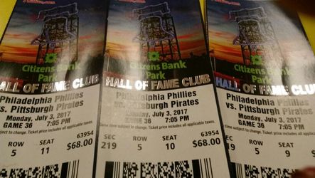 Philadelphia Phillies Vs Pittsburgh Pirates hall of fame club
