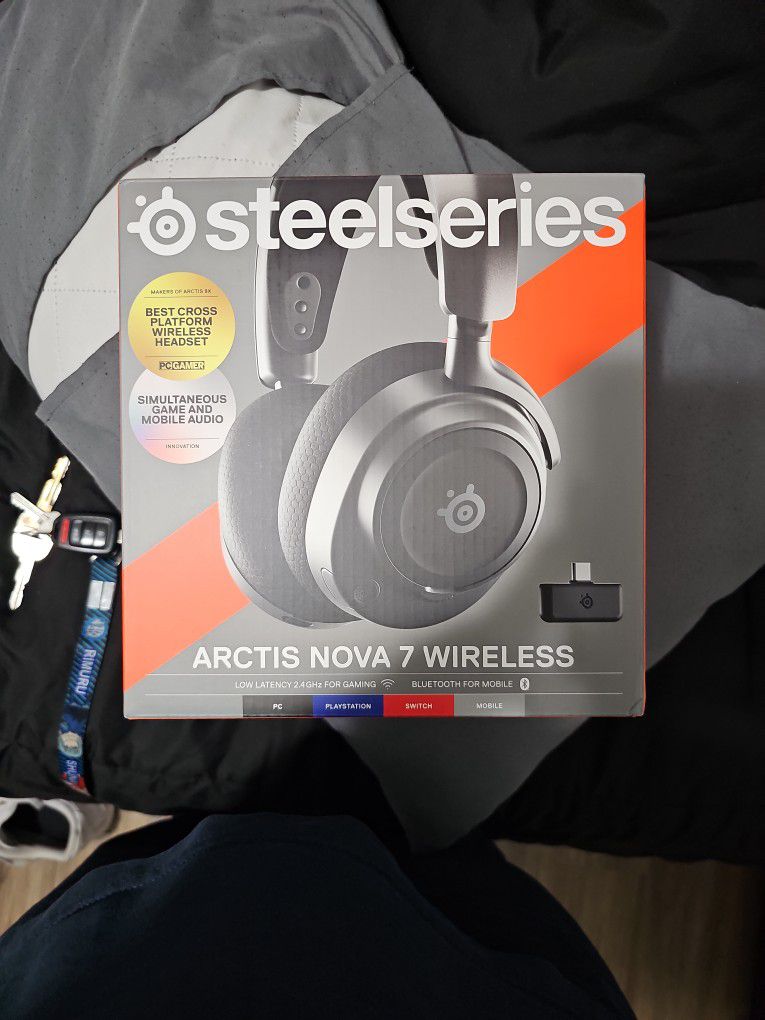 SteelSeries Wirless Headphones 