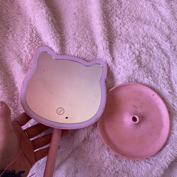 Kitty Mirror