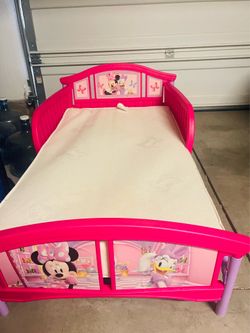 Minnie Mouse Toddler Bed