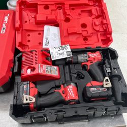 Milwaukee 2 Pc Cordless Combo Tool Set 2 Batteries And Charger Brand New