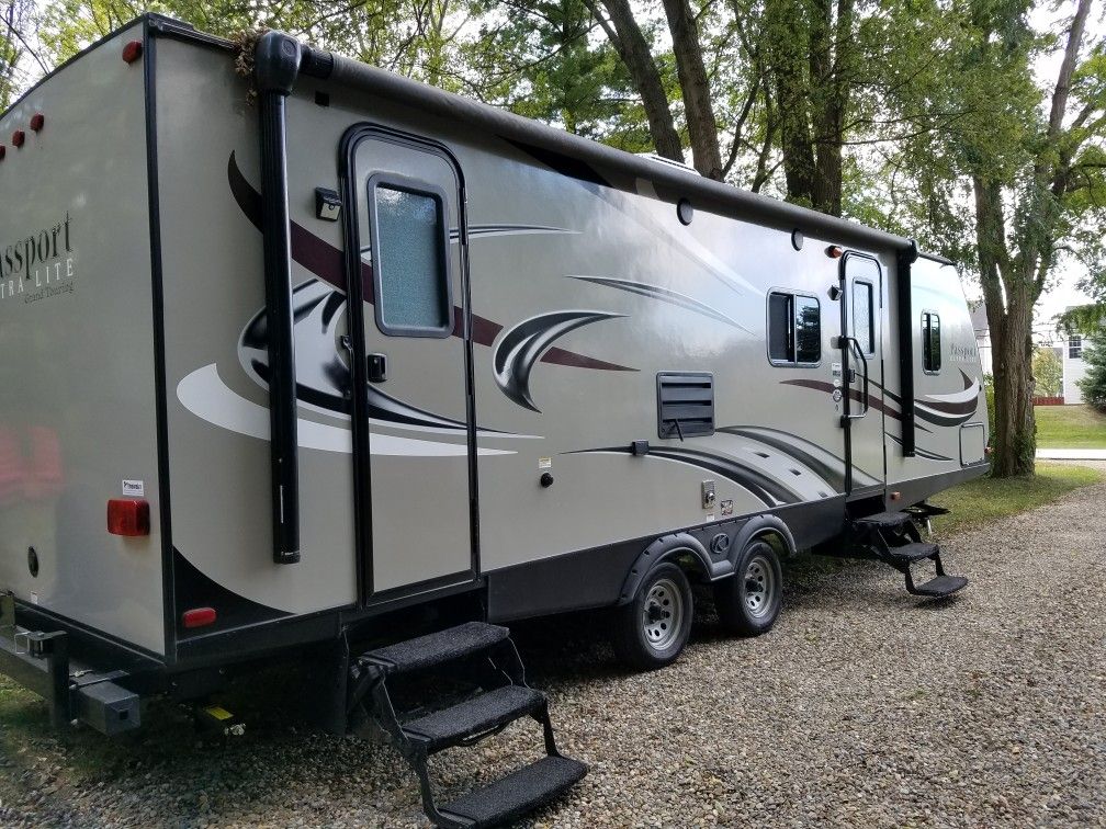 2016 Keystone Passport Grand Touring 2810BH