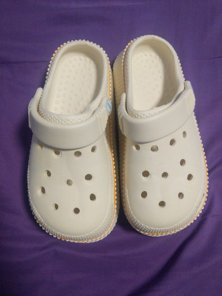 Clogs