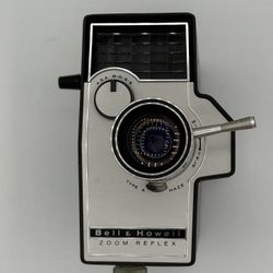 Vintage Bell & Howell Zoom Reflex Autoload 8mm Movie Camera Untested