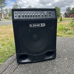 Line 6 Bass Amp w/ Pedal Board 