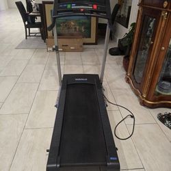 Weslo Cadence G-40 Treadmill