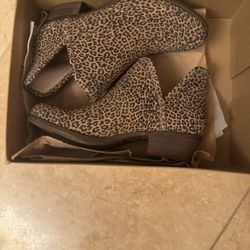 Lucky Brand Boots Size 7  Like New!