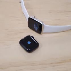 Apple Watch Series 5 Nike Edition 44mm Cellular Brand New - Buy in full or from $1 Today and the rest later 🤗
