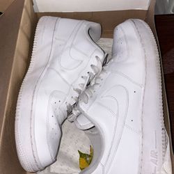 Nike Air Force 1