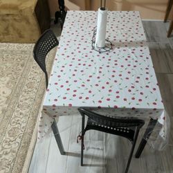 Kitchen Table With 4 Chairs