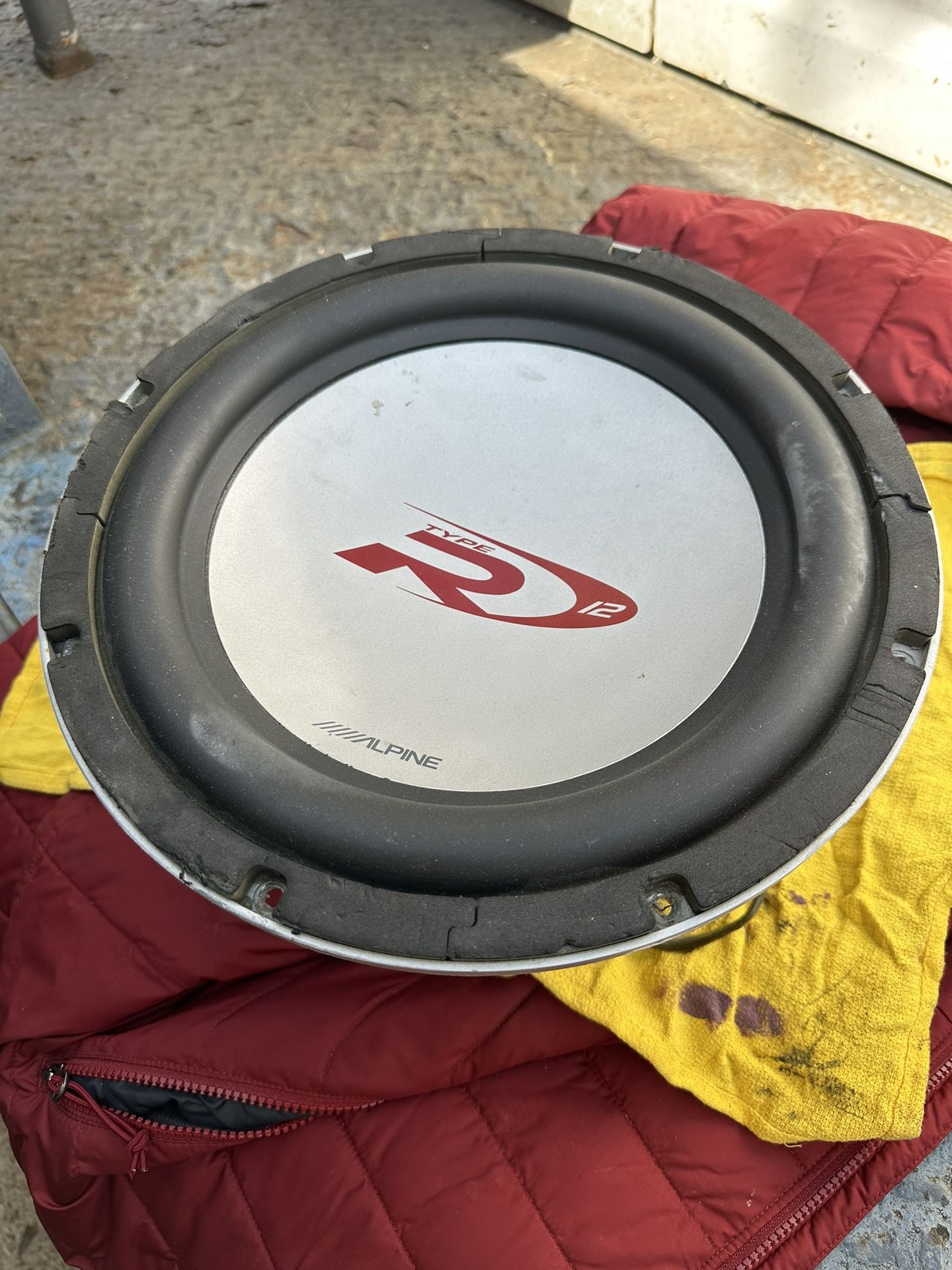 Alpine SWR-1240D Type R Subwoofer