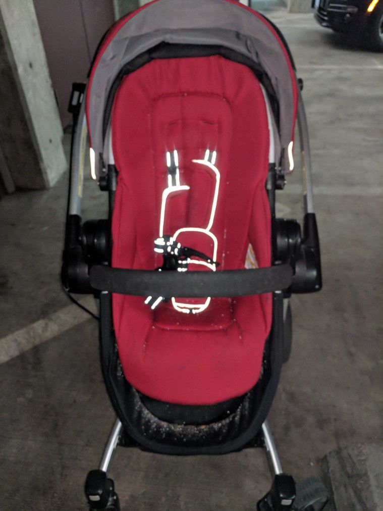 Teotonia stroller with accessories