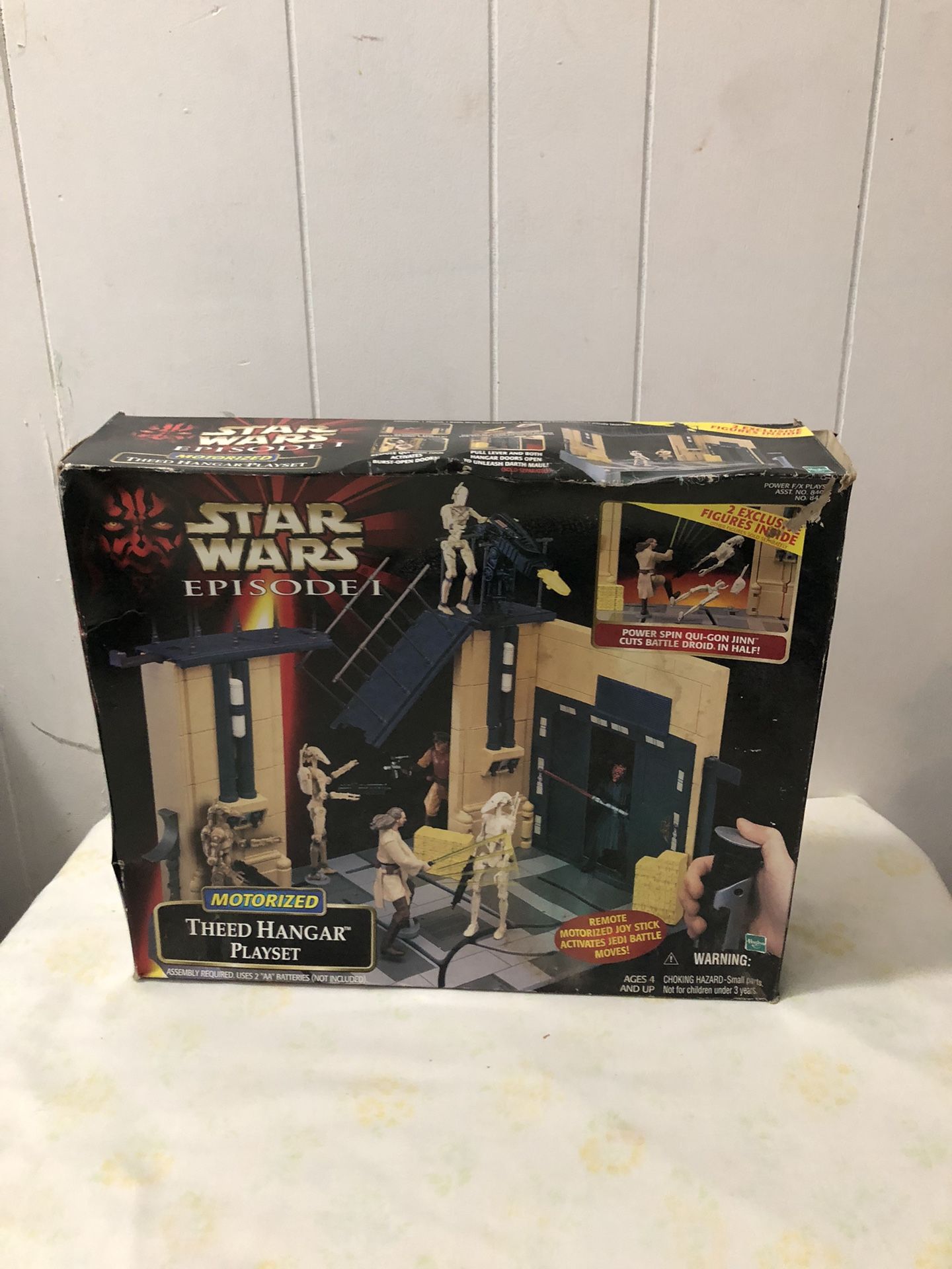 Star Wars 1999 Episode 1 Theed Hangar PlaySet Open Box New 